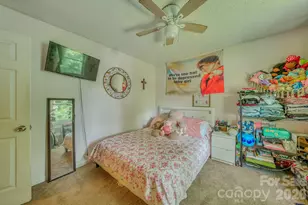 112 Amelia Dr, Hendersonville, NC 28792 - Photo 26