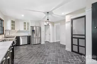 408 N Providence St, Waxhaw, NC 28173 - Photo 10
