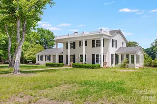 408 N Providence St, Waxhaw, NC 28173 - Photo 2