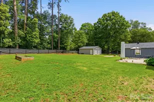 7 Wray St, York, SC 29745 - Photo 28