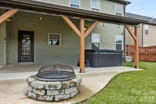 181 Alligator Dr, Fletcher, NC 28732 - Photo 8