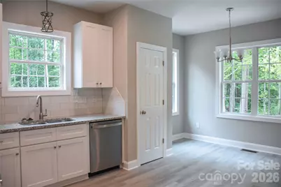 603 Toncin Avenue, Bessemer City, NC 28016 - Photo 8