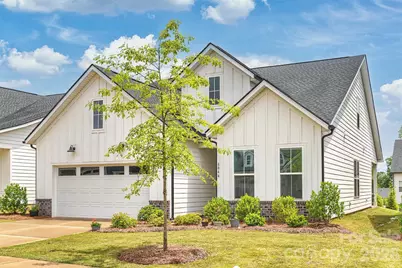 8044 Brookbank Drive, Charlotte, NC 28269 - Photo 2