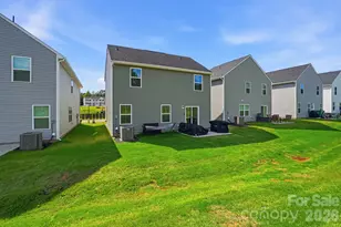 1621 Gutter Br Dr, Charlotte, NC 28216 - Photo 24