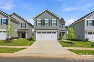 1621 Gutter Br Dr, Charlotte, NC 28216 - Photo 2