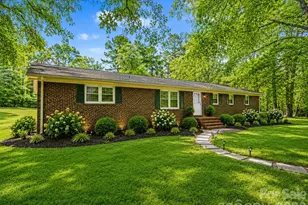 211 Lakeview Rd, Cherryville, NC 28021 - Photo 4