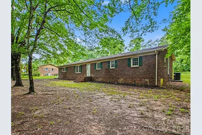 211 Lakeview Road, Cherryville, NC 28021 - Photo 6