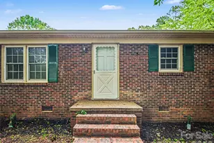211 Lakeview Rd, Cherryville, NC 28021 - Photo 4