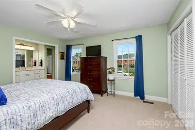 8333 Knights Bridge Road, Charlotte, NC 28210 - Photo 18