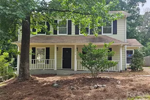 2819 Royal Ridge Ln, Charlotte, NC 28212 - Photo 2