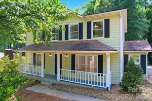 2819 Royal Ridge Ln, Charlotte, NC 28212 - Photo 1