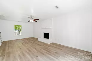 2819 Royal Ridge Ln, Charlotte, NC 28212 - Photo 8