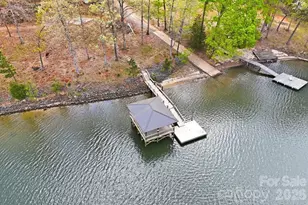 18230 Torchbearer Ln, Charlotte, NC 28278 - Photo 38
