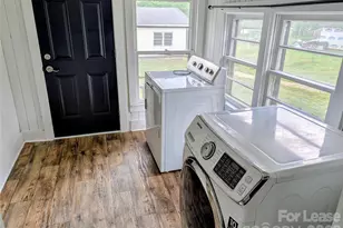 829 Bristol Dr, Statesville, NC 28677 - Photo 10