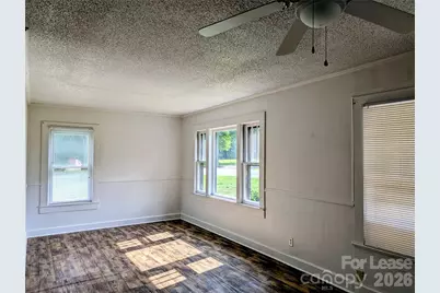 829 Bristol Drive, Statesville, NC 28677 - Photo 2