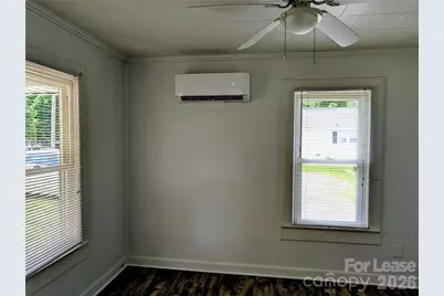 829 Bristol Drive, Statesville, NC 28677 - Photo 4