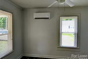 829 Bristol Dr, Statesville, NC 28677 - Photo 4