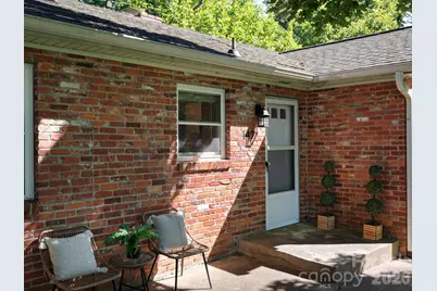 147 W Oakview Road, Asheville, NC 28806 - Photo 4