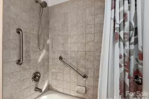147 W Oakview Rd, Asheville, NC 28806 - Photo 18
