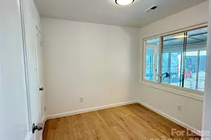 541 E Woodlawn Rd, Charlotte, NC 28209 - Photo 10