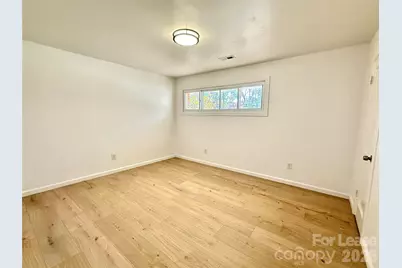541 E Woodlawn Road, Charlotte, NC 28209 - Photo 8