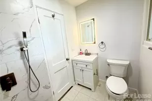 541 E Woodlawn Rd, Charlotte, NC 28209 - Photo 12