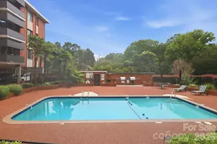 1300 Queens Rd, Charlotte, NC 28207 - Photo 22