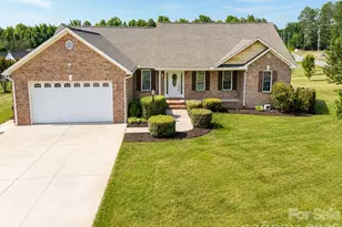 4240 Hunter Rhyne Rd, Lincolnton, NC 28092 - Photo 1