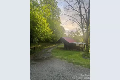 1239 W McGuinn Road, Mill Spring, NC 28756 - Photo 2