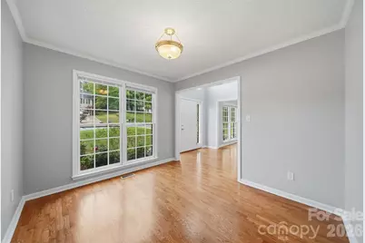 1737 9th Street Place SE, Hickory, NC 28602 - Photo 2