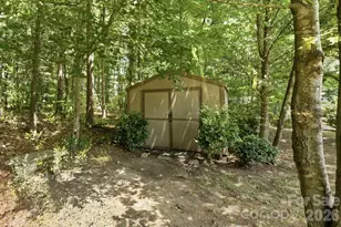 1705 29th Ave Pl NE, Hickory, NC 28601 - Photo 34