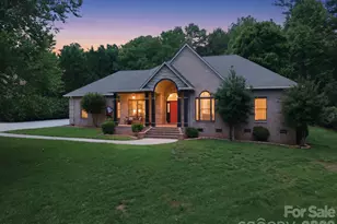 1705 29th Ave Pl NE, Hickory, NC 28601 - Photo 40