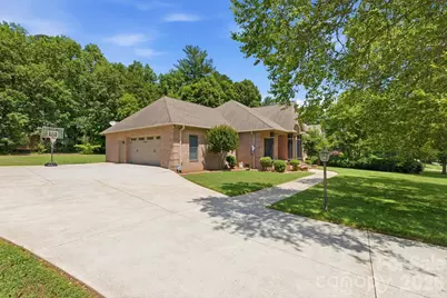 1705 29th Avenue Place NE, Hickory, NC 28601 - Photo 42