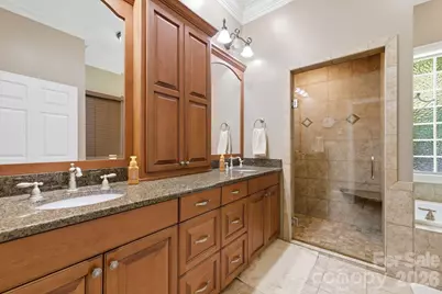 1705 29th Avenue Place NE, Hickory, NC 28601 - Photo 6
