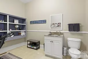 1705 29th Ave Pl NE, Hickory, NC 28601 - Photo 16