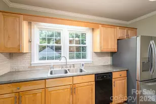 414 Elizabeth St, Gastonia, NC 28054 - Photo 6