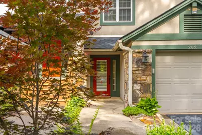 99 Ridgetop Circle #202, Brevard, NC 28712 - Photo 2