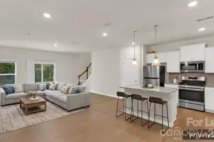 260 Abington St, Matthews, NC 28104 - Photo 6