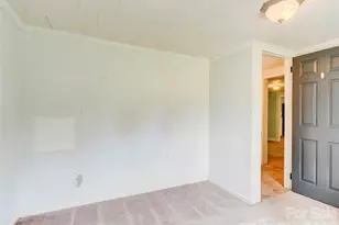 7049 Austin Little Mountain Rd, Elkin, NC 28621 - Photo 18