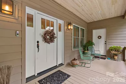 142 Highland Cove, West Jefferson, NC 28694 - Photo 2
