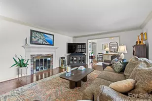 423 Vanderbilt Rd, Asheville, NC 28803 - Photo 8