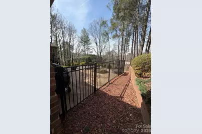 236 Robinwood Circle NE, Lenoir, NC 28645 - Photo 22