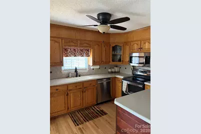 236 Robinwood Circle NE, Lenoir, NC 28645 - Photo 14