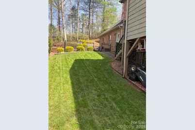 236 Robinwood Circle NE, Lenoir, NC 28645 - Photo 24