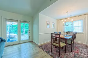 2425 Turnberry Ln, Charlotte, NC 28210 - Photo 10