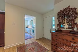 2425 Turnberry Ln, Charlotte, NC 28210 - Photo 6