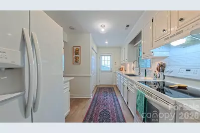 2425 Turnberry Lane, Charlotte, NC 28210 - Photo 12
