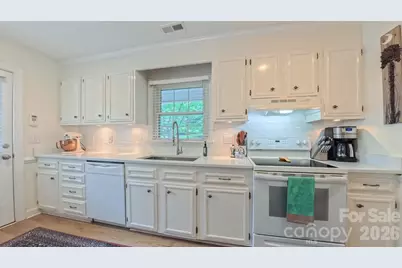 2425 Turnberry Lane, Charlotte, NC 28210 - Photo 14