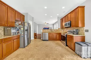 17327 Newlands Corner Ln, Charlotte, NC 28277 - Photo 16