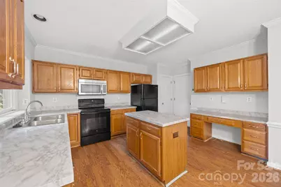4926 Benthaven Lane, Charlotte, NC 28269 - Photo 10